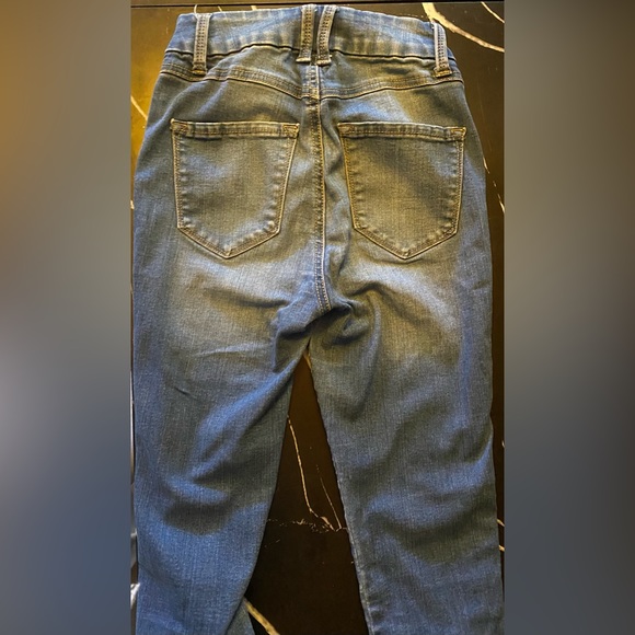 Jeans - Picture 2 of 2